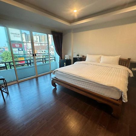 Chris Jay @ Cnx Apartment Чиангмай Екстериор снимка