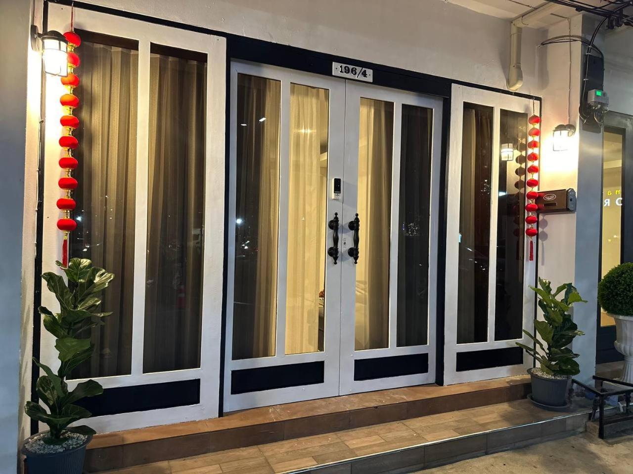 Chris Jay @ Cnx Apartment Чиангмай Екстериор снимка